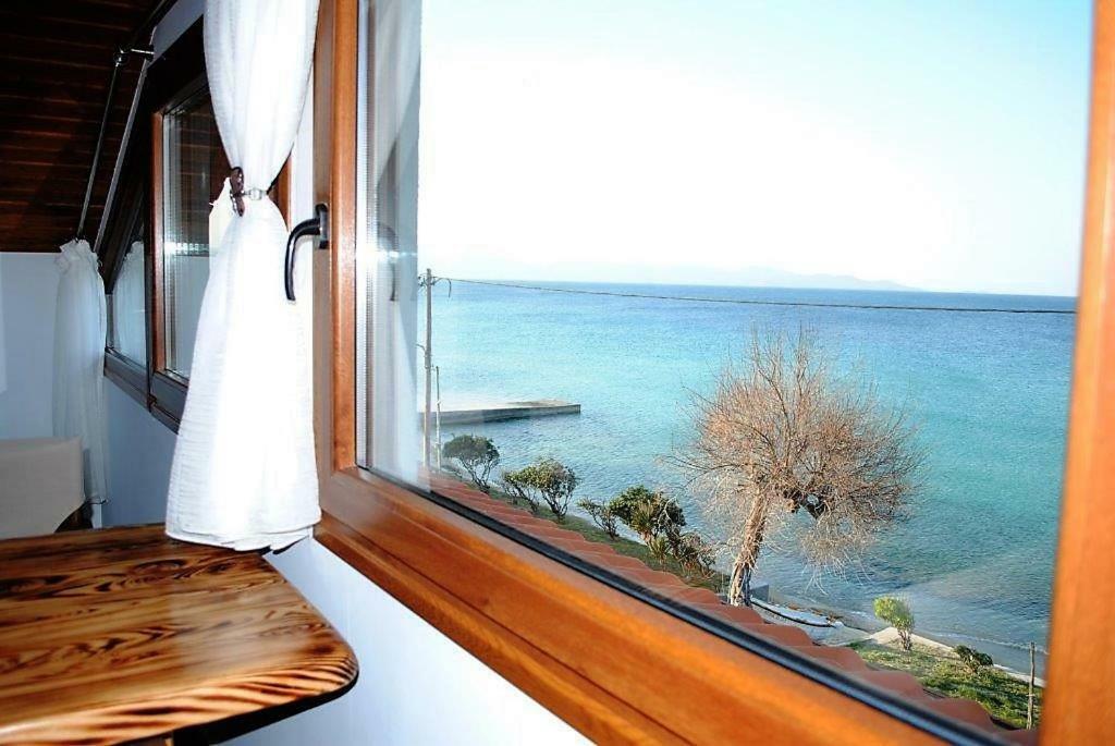 Apartamento Golden Attic Nea Roda Exterior foto