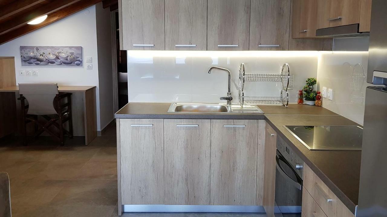 Apartamento Golden Attic Nea Roda Exterior foto