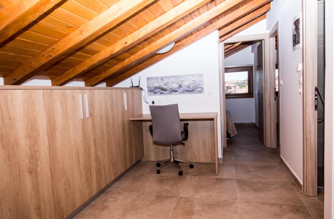 Apartamento Golden Attic Nea Roda Exterior foto