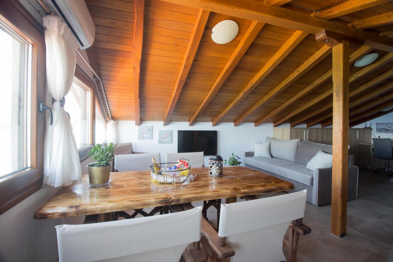 Apartamento Golden Attic Nea Roda Exterior foto