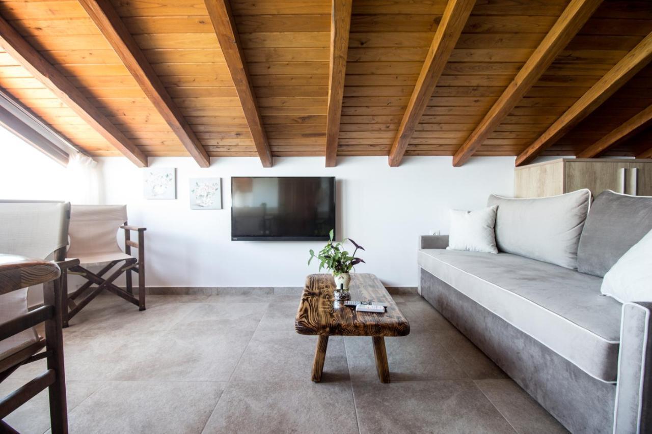 Apartamento Golden Attic Nea Roda Exterior foto