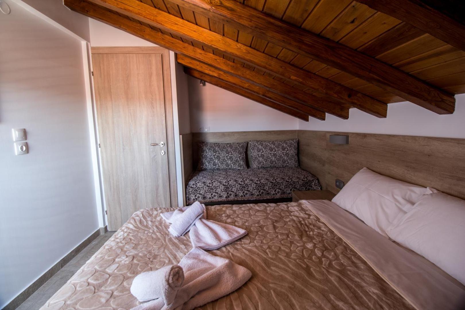Apartamento Golden Attic Nea Roda Exterior foto